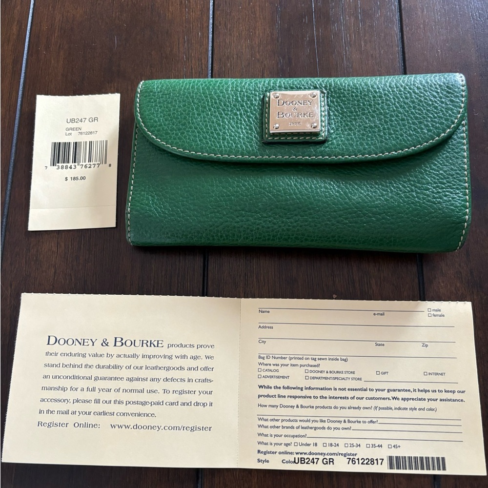 Dooney & Bourke Wallet Checkbook Green Pebble Leather Snap Zip